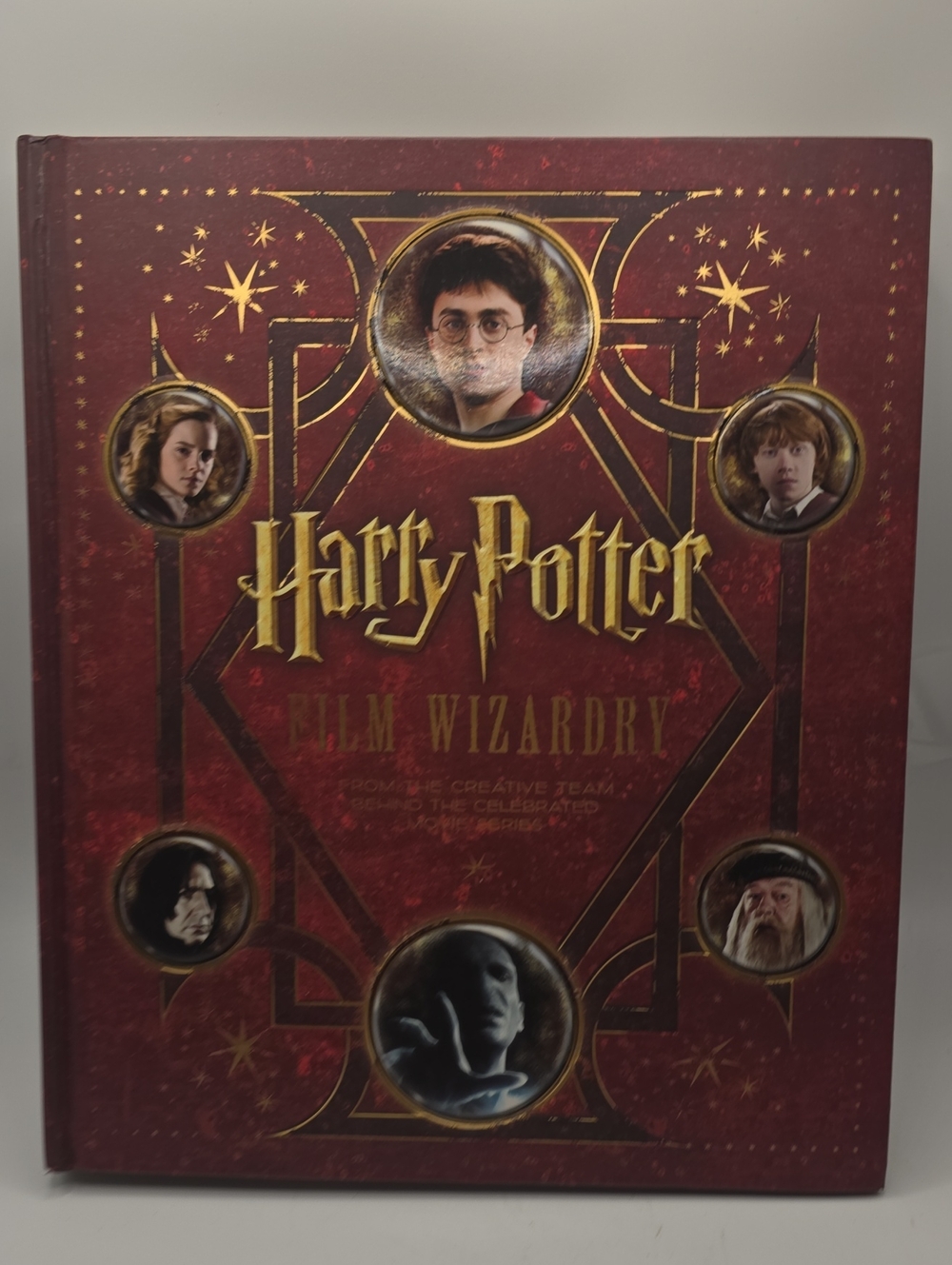 Harry Potter Film Wizardry hardcover book All Inserts included 2010 Red EUC